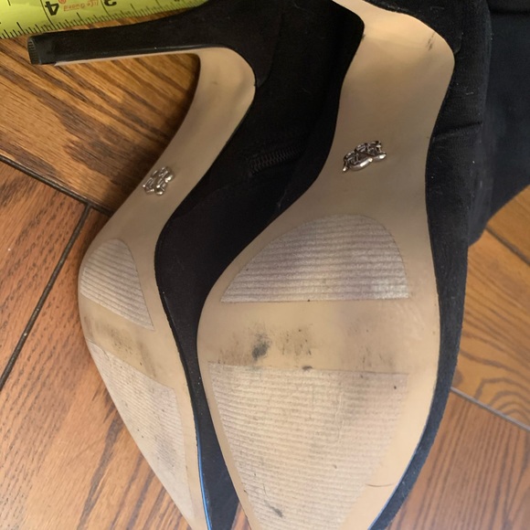 Sexy Knee high boots! - Picture 4 of 5